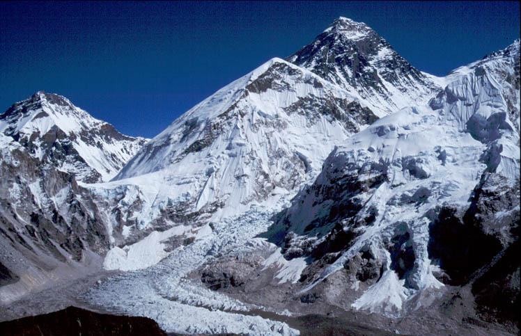 00-11-07 N6-31 Everest from Kali Patar1